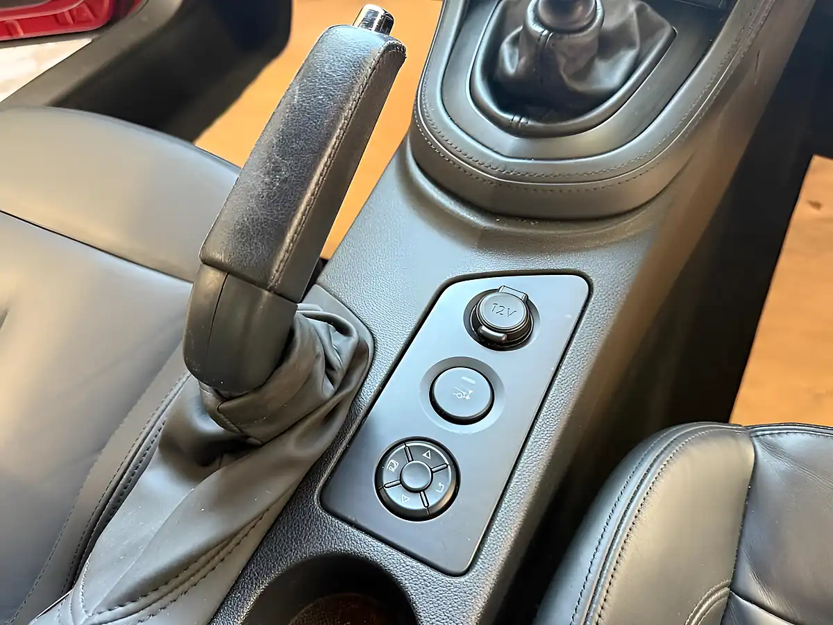 Used 2011 Peugeot Rcz GT Red - Interior and Exterior details 19