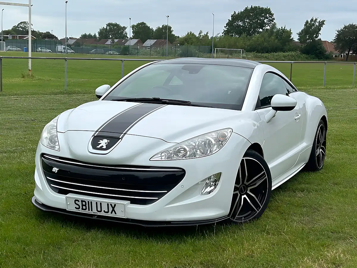 Used 2011 Peugeot Rcz GT White - Front View