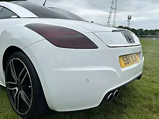 Used 2011 Peugeot Rcz GT White - Interior and Exterior details 13
