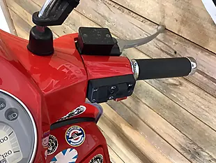 Used 2011 Piaggio Vespa Red - Interior and Exterior details 10
