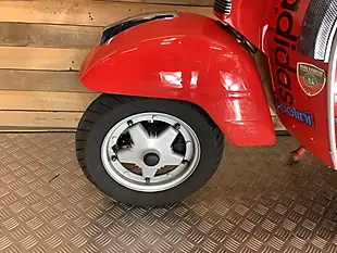 Used 2011 Piaggio Vespa Red - Interior and Exterior details 18