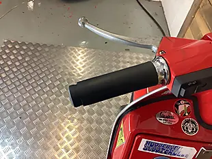 Used 2011 Piaggio Vespa Red - Interior and Exterior details 9