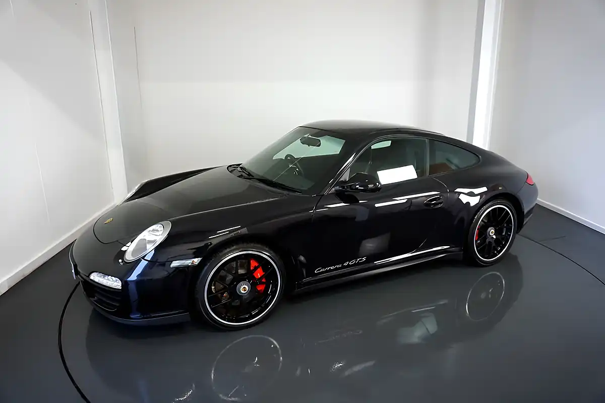 Used 2011 Porsche 911 Carrera 4 Gts Basalt Black Metallic - Interior and Exterior details 3