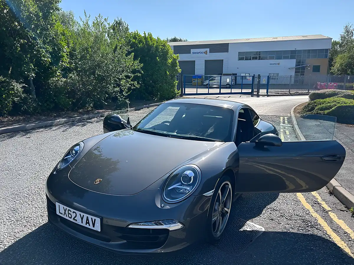 Used 2011 Porsche 911 Carrera 4S Agate Grey Metallic - Interior and Exterior details 12