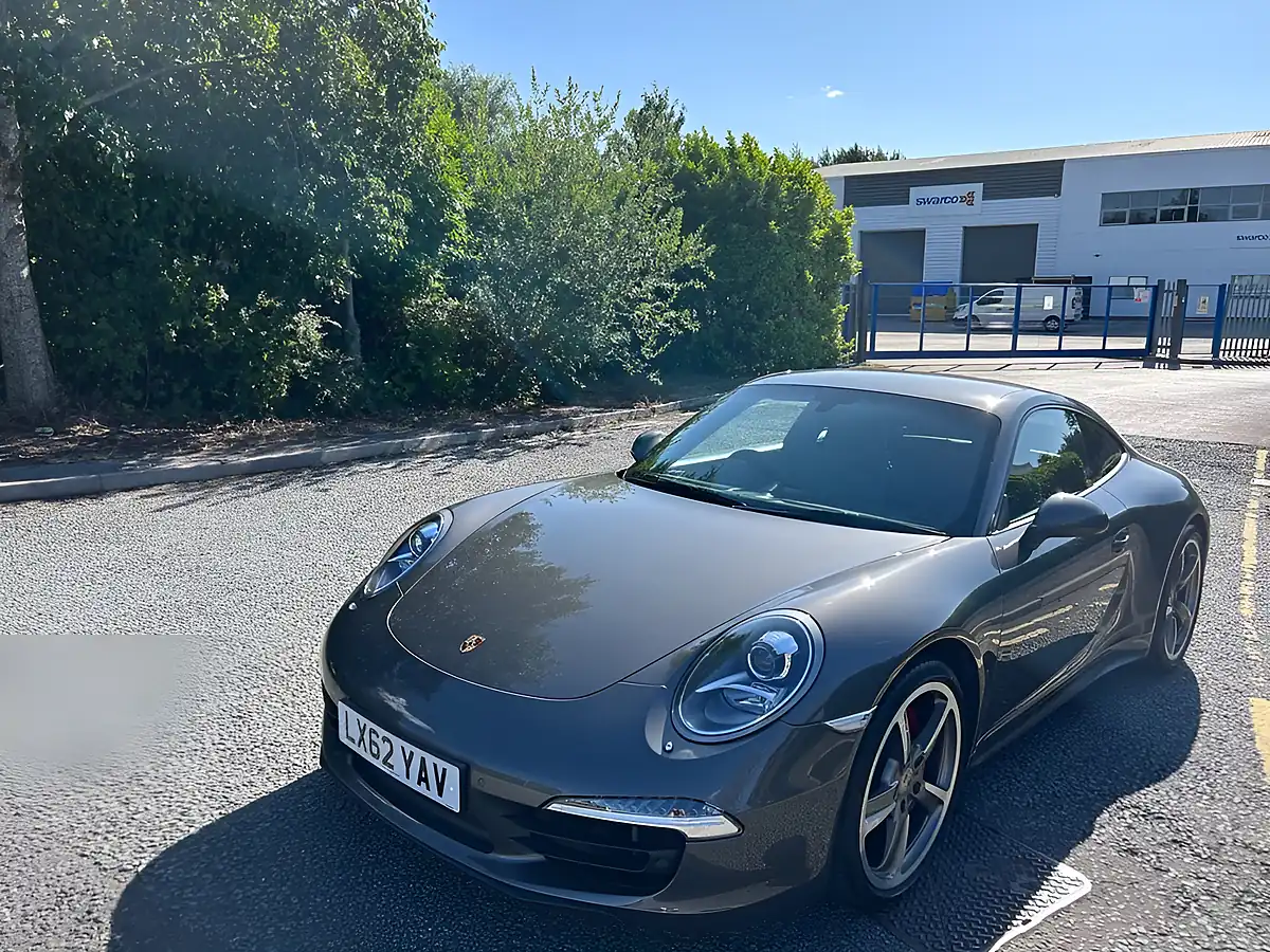Used 2011 Porsche 911 Carrera 4S Agate Grey Metallic - Interior and Exterior details 8