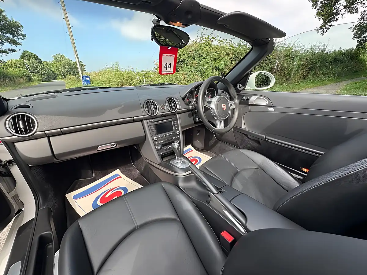 Used 2011 Porsche Boxster Convertible White - Interior and Exterior details 13