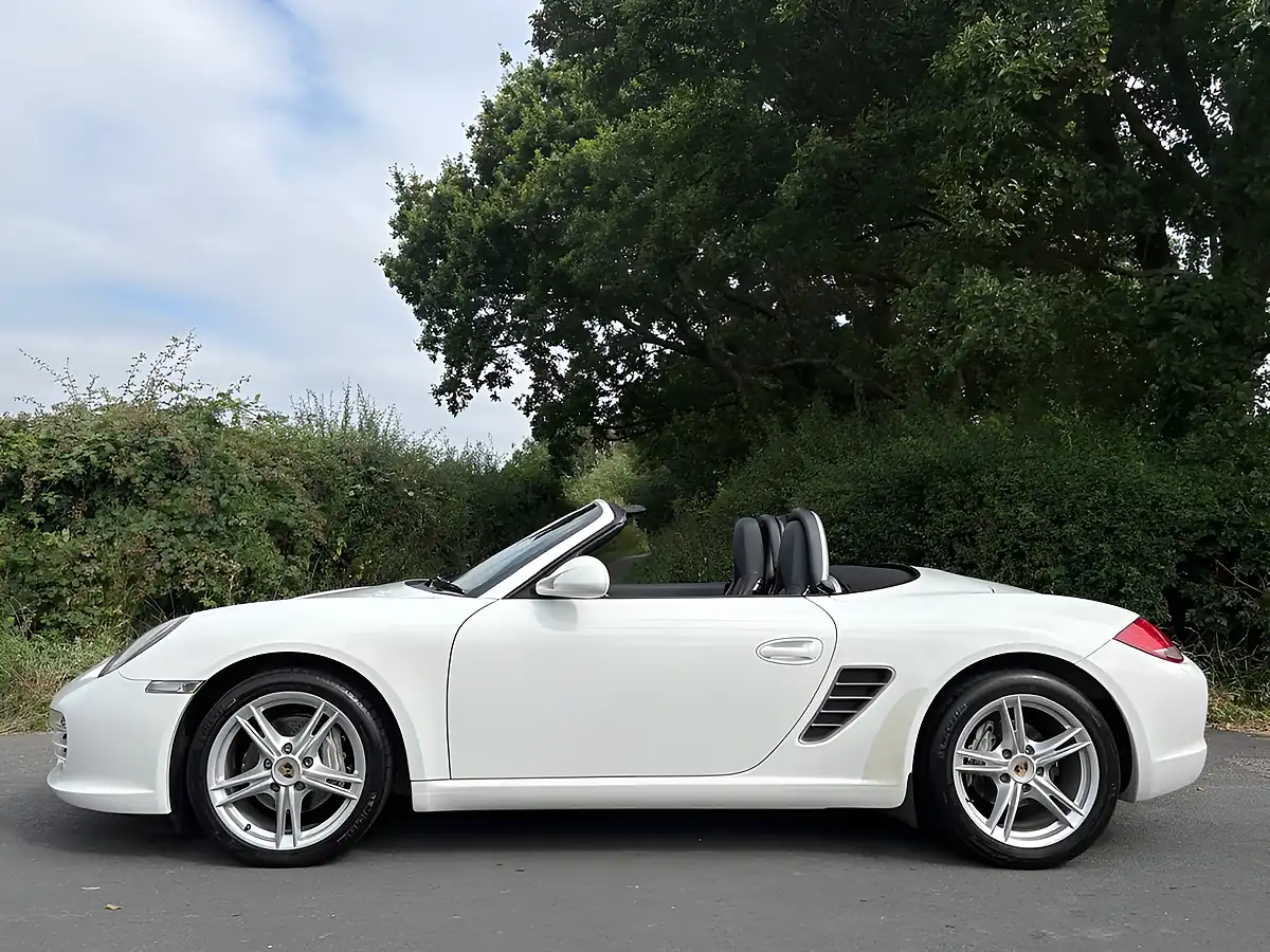 Used 2011 Porsche Boxster Convertible White - Interior and Exterior details 5