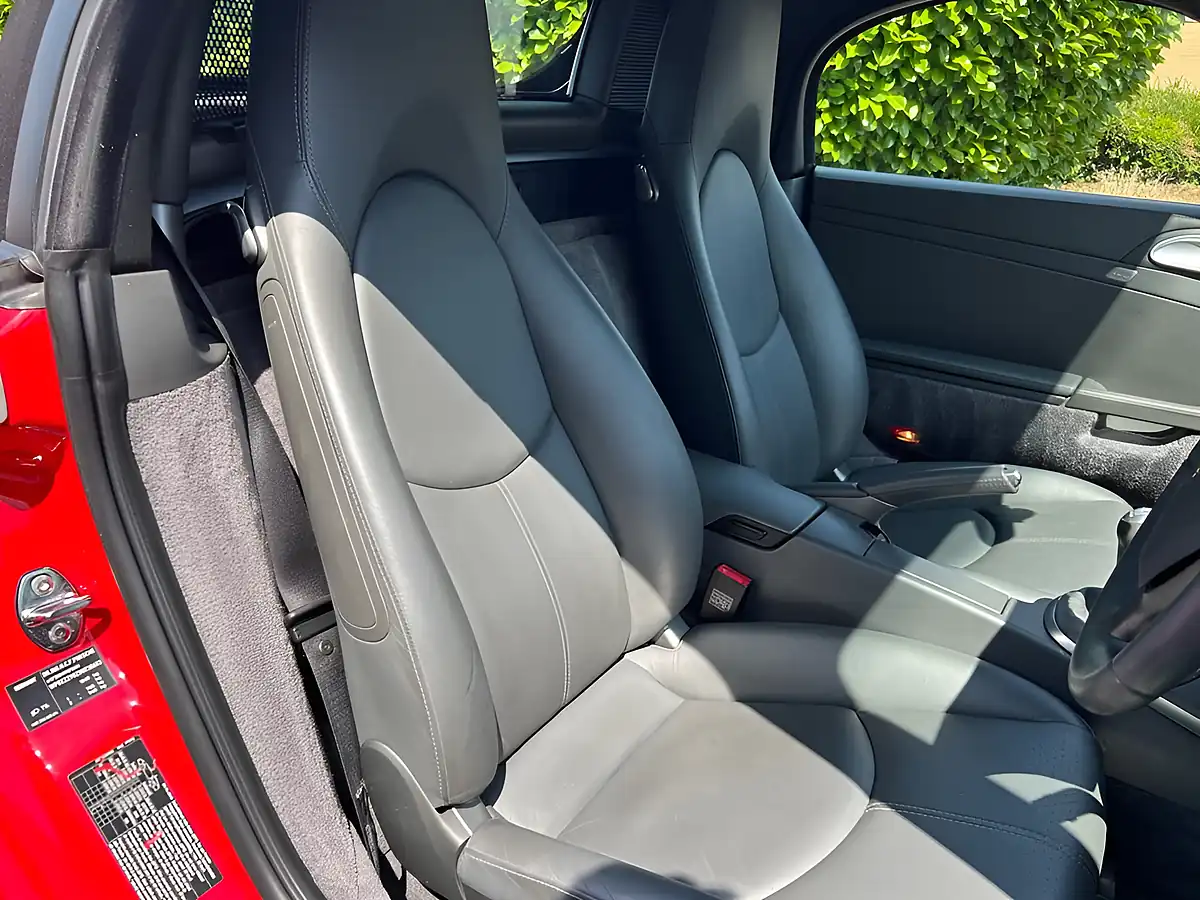 Used 2011 Porsche Boxster S Guards Red - Interior and Exterior details 14