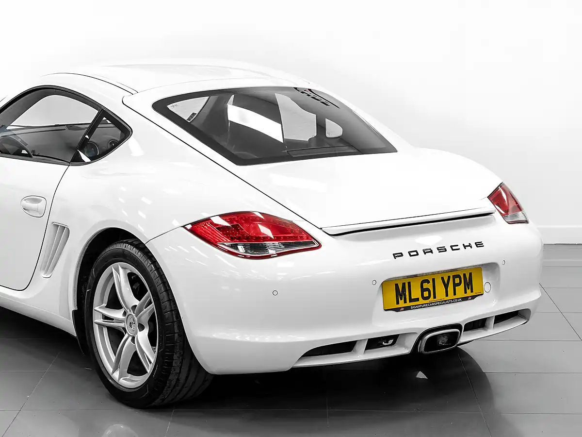 Used 2011 Porsche Cayman 987 White - Interior and Exterior details 10