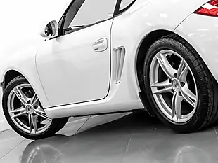 Used 2011 Porsche Cayman 987 White - Interior and Exterior details 12