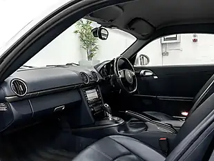 Used 2011 Porsche Cayman 987 White - Interior and Exterior details 17