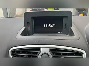 Used 2011 Renault Clio Dynamique Tomtom Silver - Interior and Exterior details 7