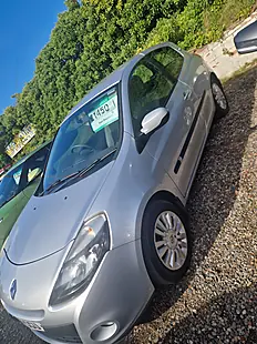 Used 2011 Renault Clio I-Music Silver - Interior and Exterior details 6