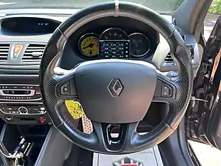 Used 2011 Renault Megane Renaultsport Black - Interior and Exterior details 16