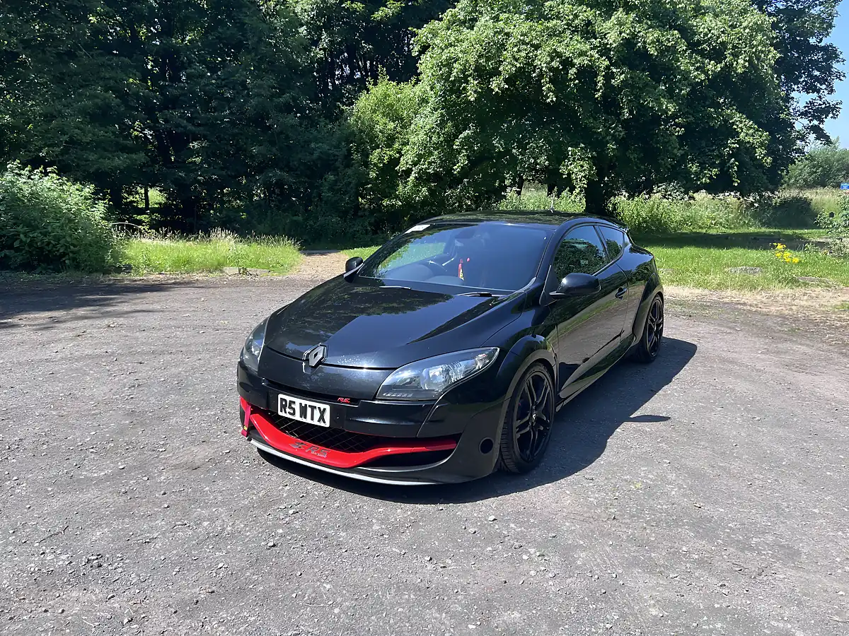 Used 2011 Renault Megane Renaultsport Black - Interior and Exterior details 2