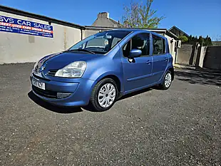 Used 2011 Renault Modus Expression Blue - Interior and Exterior details 12