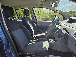 Used 2011 Renault Modus Expression Blue - Interior and Exterior details 15