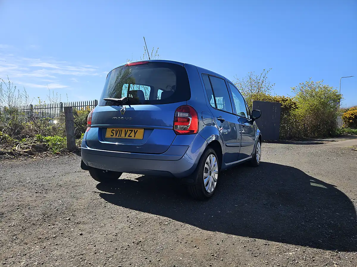 Used 2011 Renault Modus Expression Blue - Interior and Exterior details 6