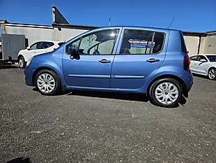 Used 2011 Renault Modus Expression Blue - Interior and Exterior details 9
