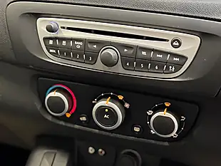 Used 2011 Renault Scenic Bizu Dune Beige Metallic - Interior and Exterior details 19