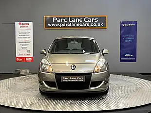 Used 2011 Renault Scenic Bizu Dune Beige Metallic - Interior and Exterior details 9
