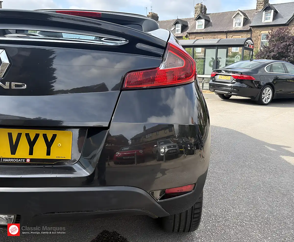 Used 2011 Renault Wind GT Line Black - Interior and Exterior details 10