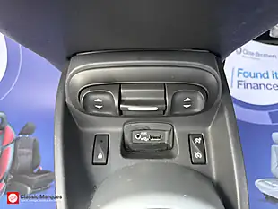 Used 2011 Renault Wind GT Line Black - Interior and Exterior details 18