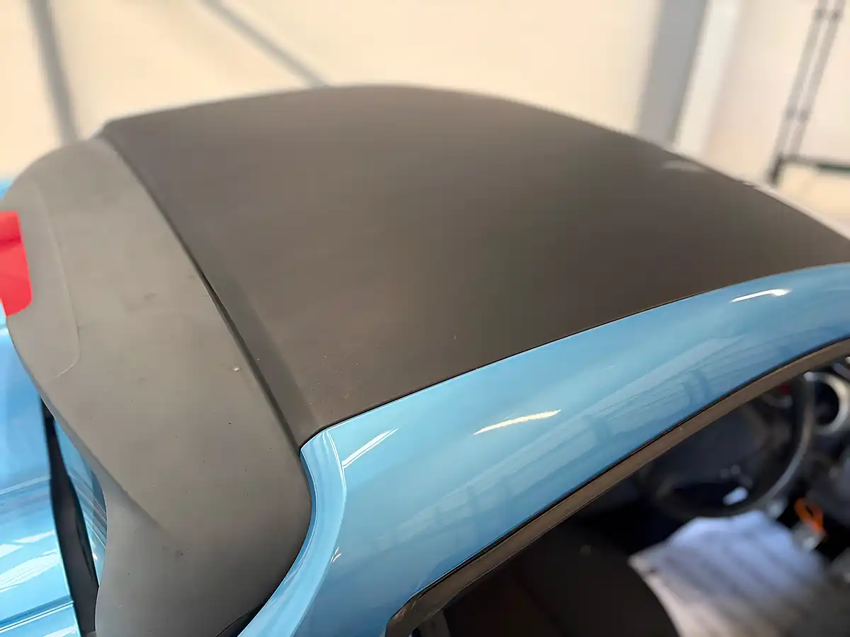 Used 2011 Renault Wind GT Line Blue - Interior and Exterior details 19