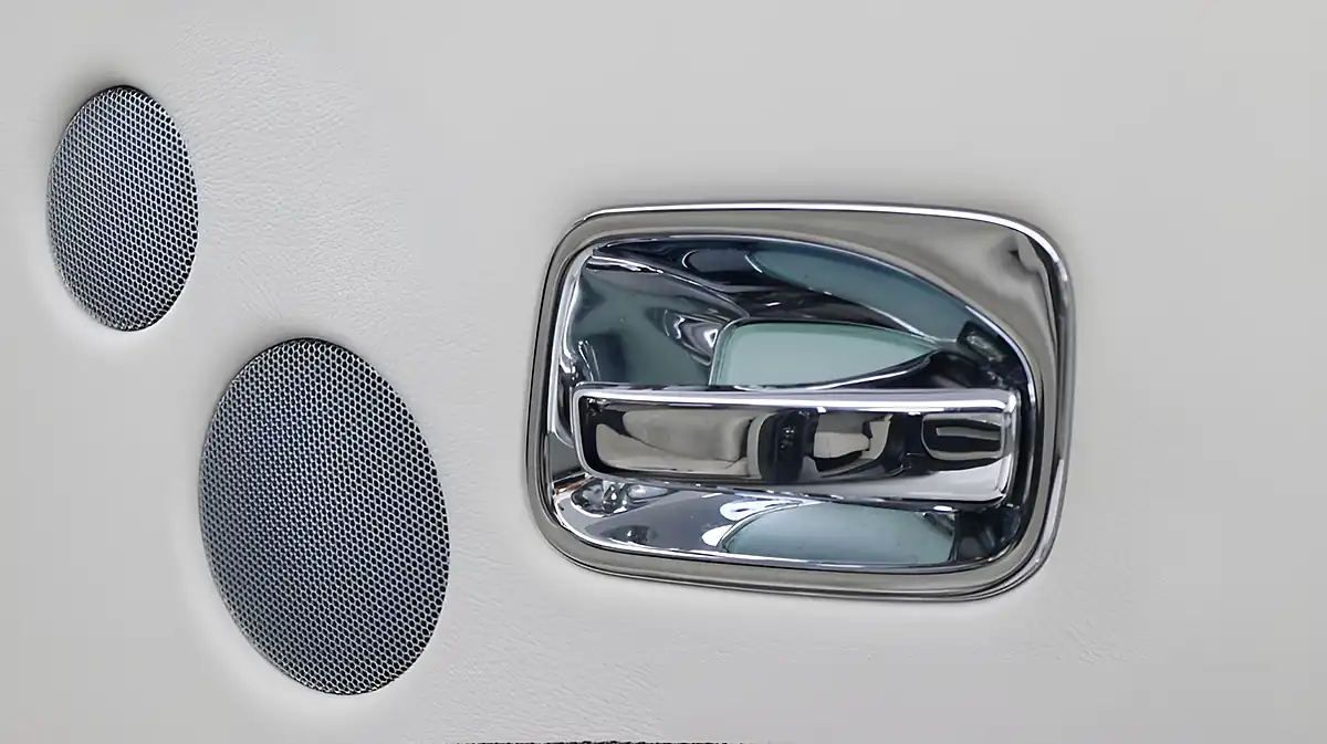 Used 2011 Rolls-Royce Ghost Saloon Grey - Interior and Exterior details 15