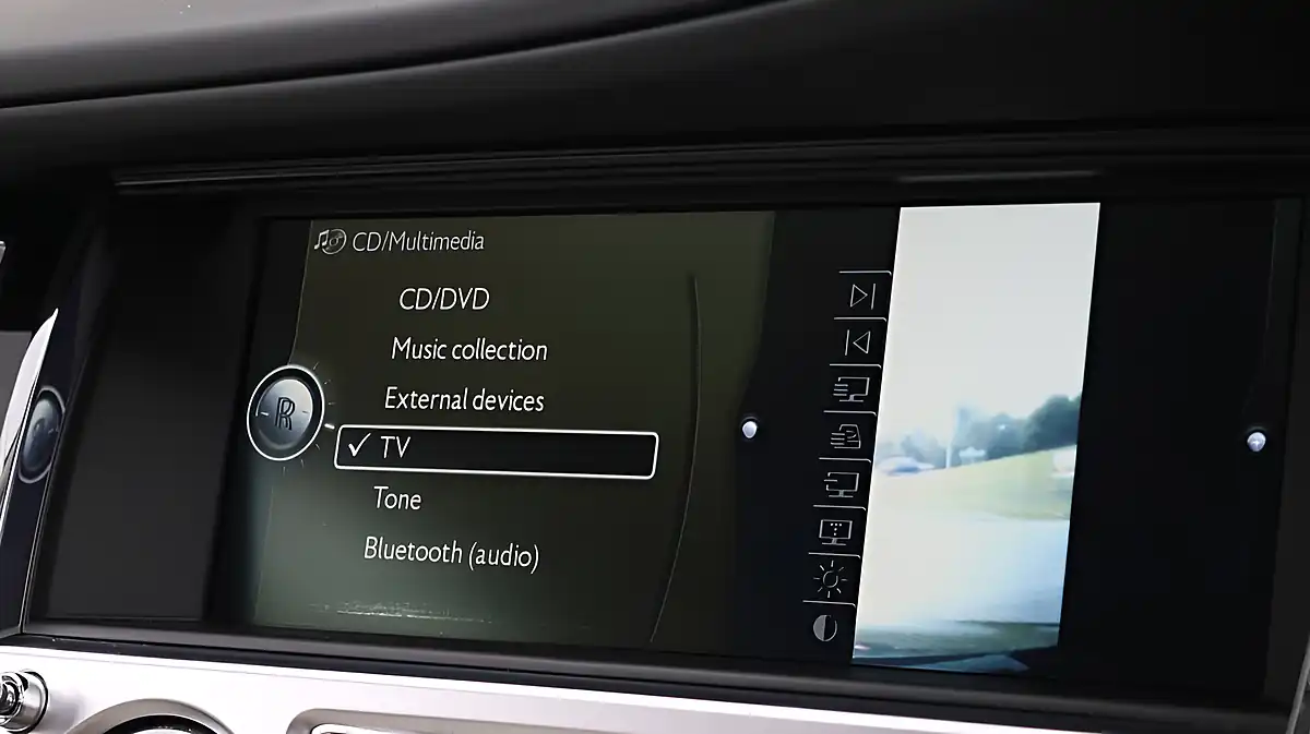 Used 2011 Rolls-Royce Ghost Saloon Grey - Interior and Exterior details 19