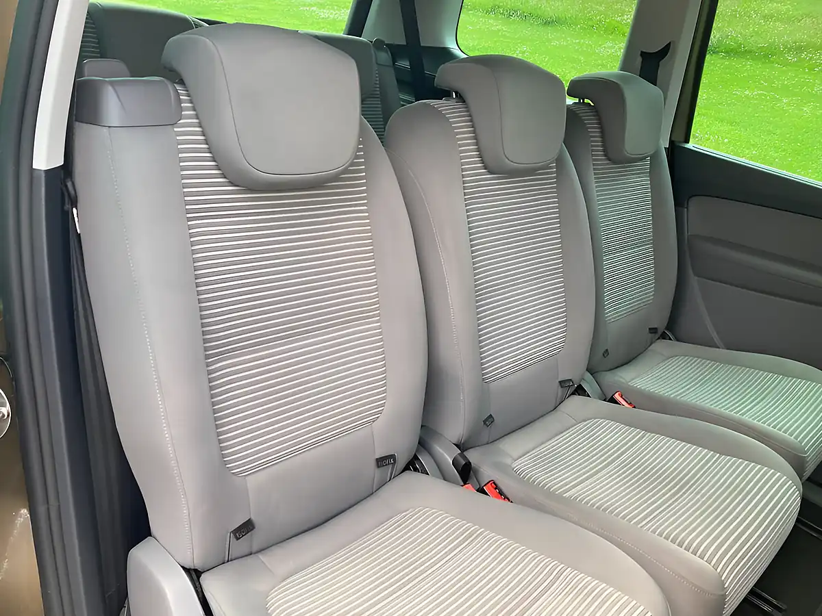 Used 2011 SEAT Alhambra Se Brown - Interior and Exterior details 14
