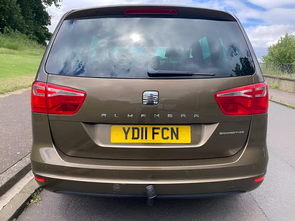 Used 2011 SEAT Alhambra Se Brown - Interior and Exterior details 3