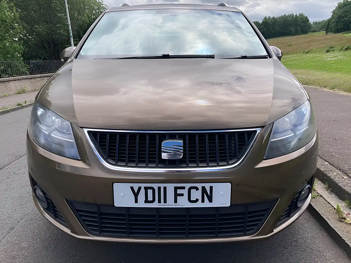 Used 2011 SEAT Alhambra Se Brown - Interior and Exterior details 8