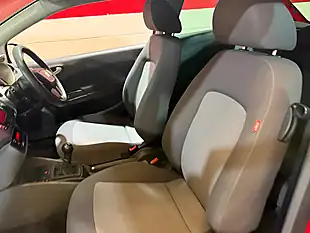Used 2011 SEAT Ibiza Chill Sport Coupe Red - Interior and Exterior details 17