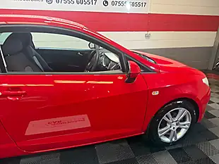 Used 2011 SEAT Ibiza Chill Sport Coupe Red - Interior and Exterior details 4