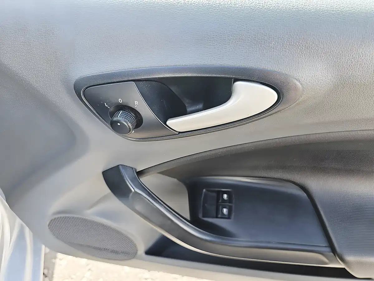 Used 2011 SEAT Ibiza Se Copa - Interior and Exterior details 14