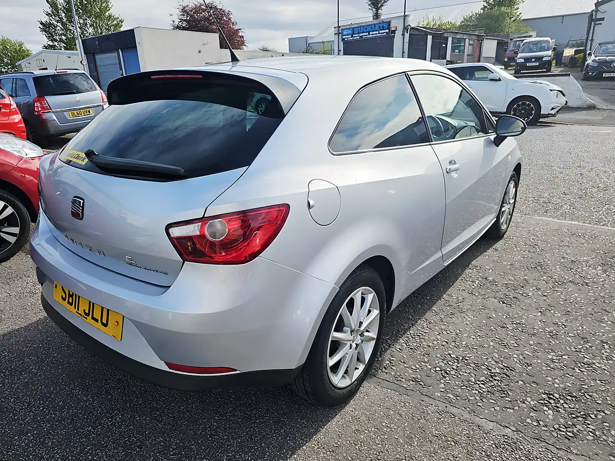 Used 2011 SEAT Ibiza Se Copa - Interior and Exterior details 4