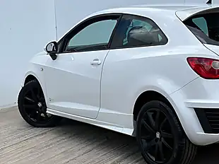 Used 2011 SEAT Ibiza Se Copa Nevada White - Interior and Exterior details 16