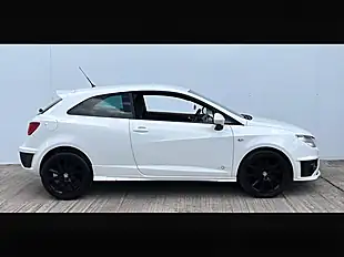 Used 2011 SEAT Ibiza Se Copa Nevada White - Interior and Exterior details 5