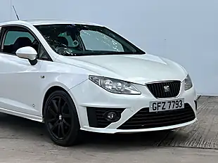 Used 2011 SEAT Ibiza Se Copa Nevada White - Interior and Exterior details 6