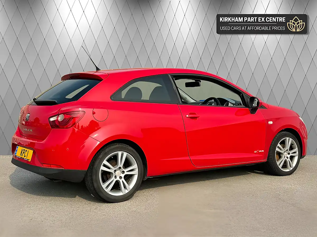 Used 2011 SEAT Ibiza Se Copa Red - Interior and Exterior details 11