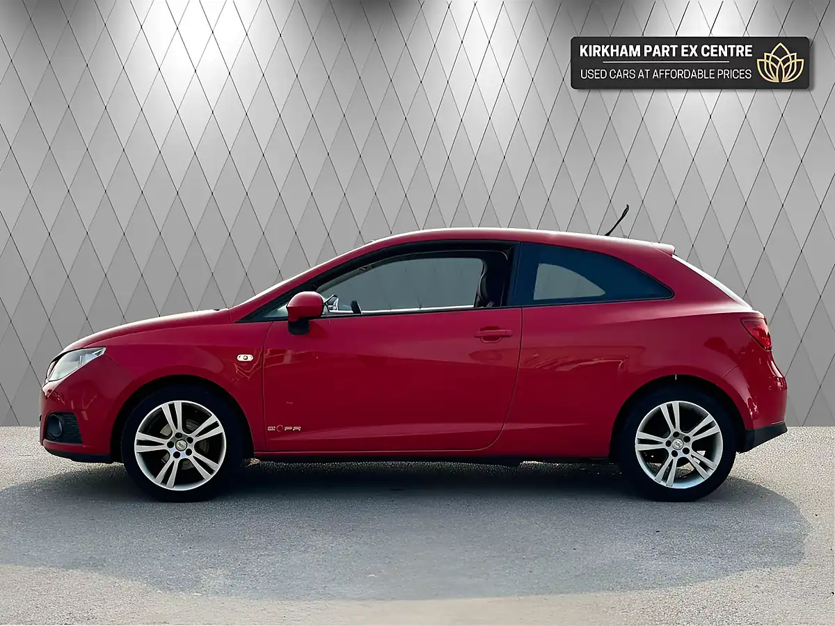 Used 2011 SEAT Ibiza Se Copa Red - Interior and Exterior details 12