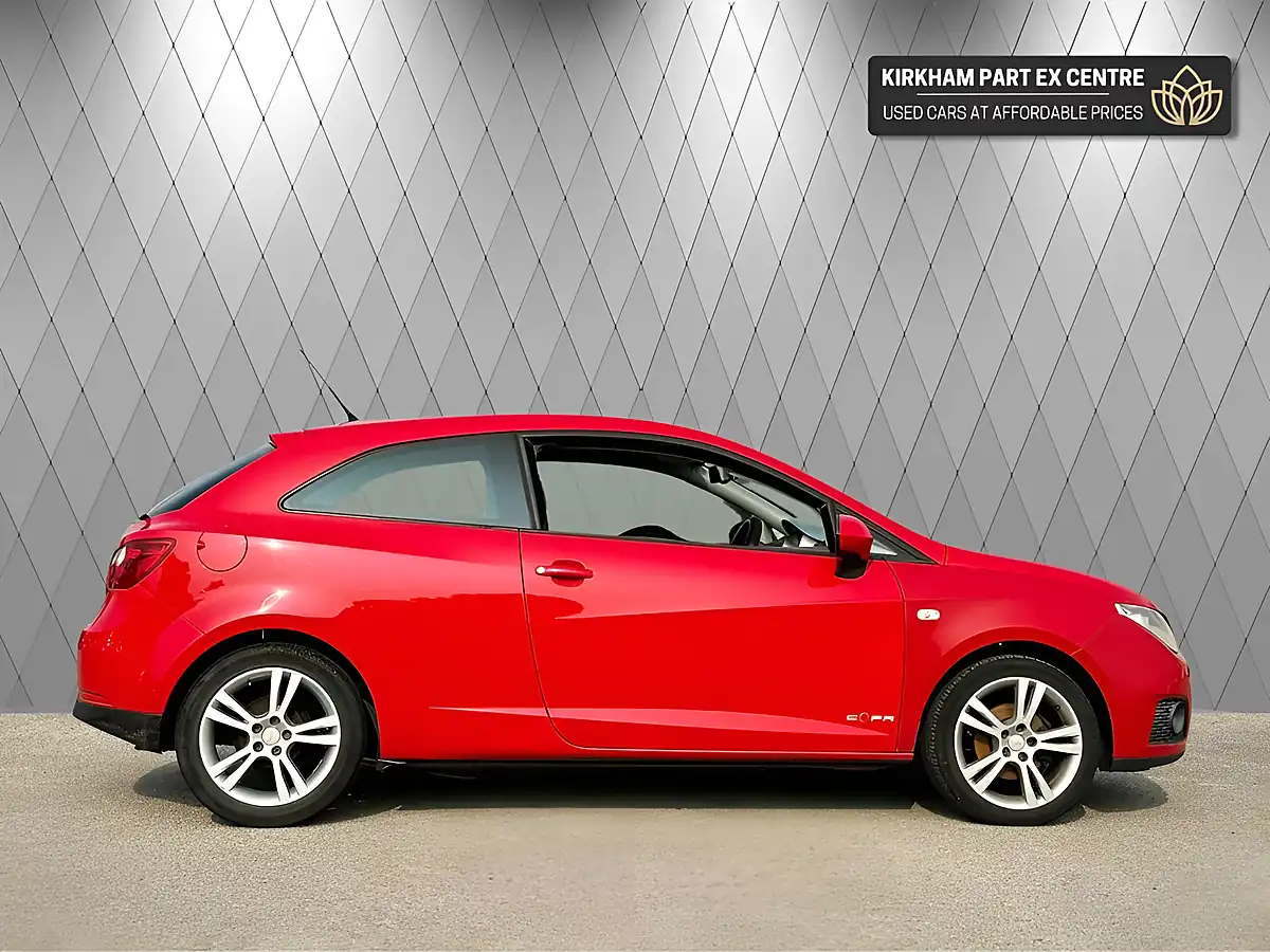 Used 2011 SEAT Ibiza Se Copa Red - Interior and Exterior details 13