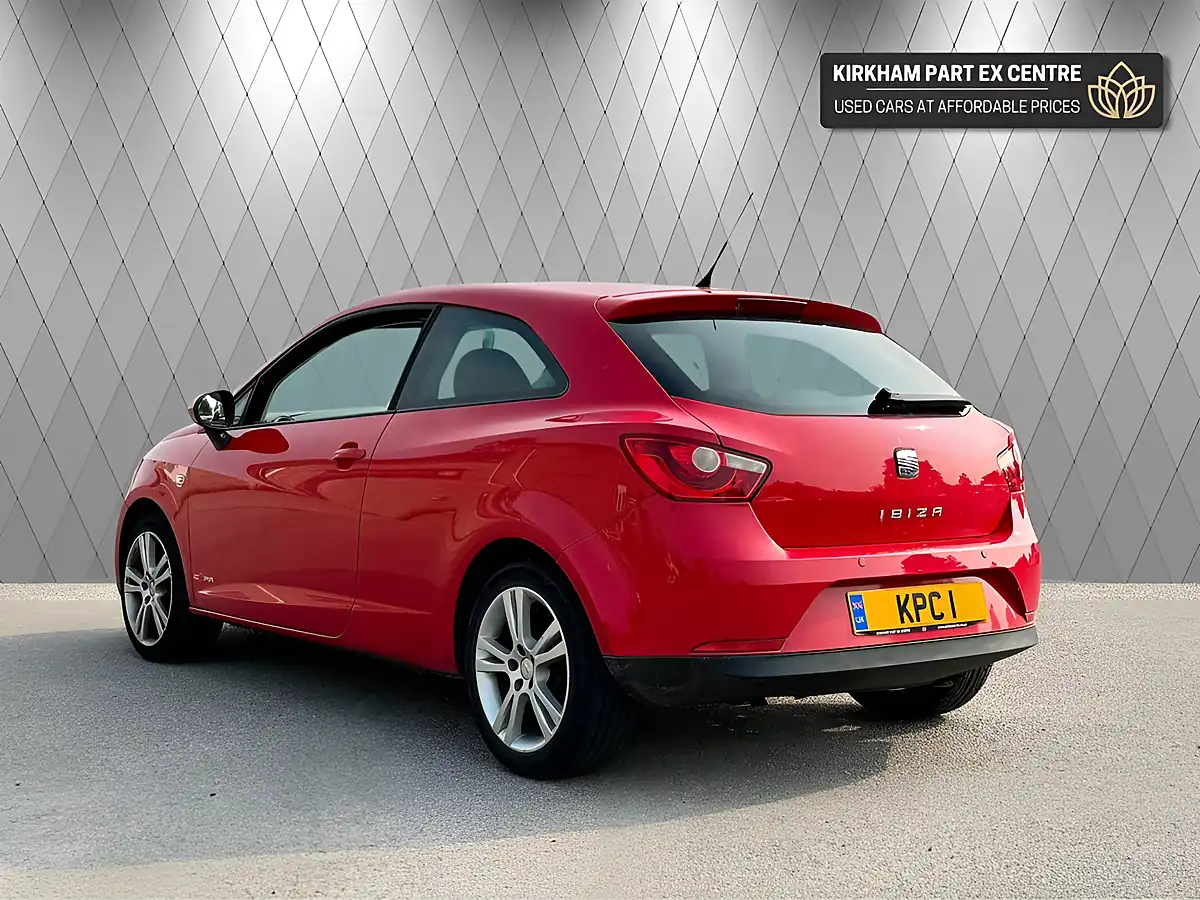 Used 2011 SEAT Ibiza Se Copa Red - Interior and Exterior details 7