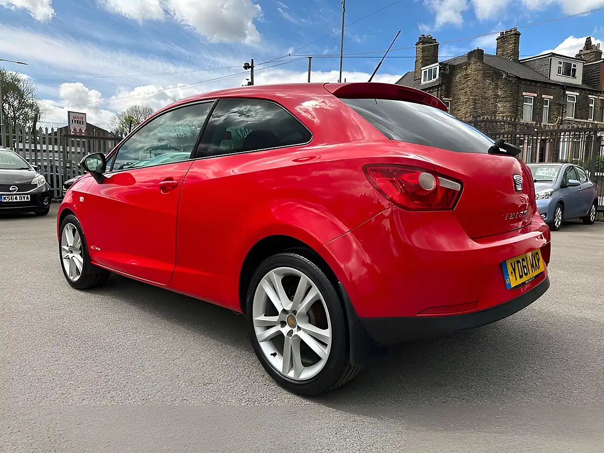 Used 2011 SEAT Ibiza Se Copa Sport Red - Interior and Exterior details 11