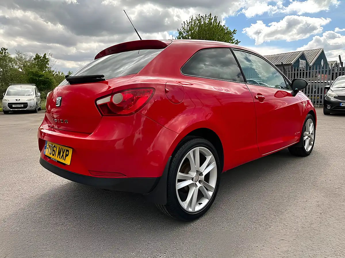 Used 2011 SEAT Ibiza Se Copa Sport Red - Interior and Exterior details 13