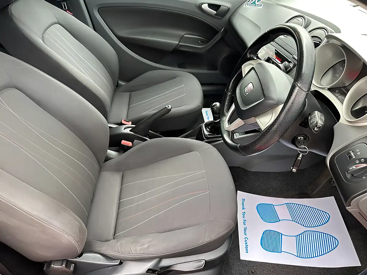 Used 2011 SEAT Ibiza Se Copa Sport Red - Interior and Exterior details 6
