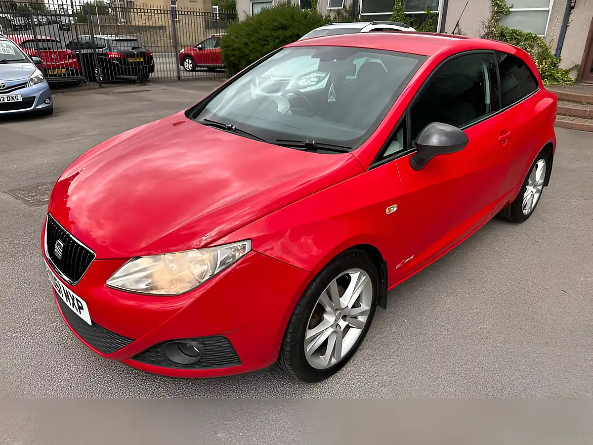 Used 2011 SEAT Ibiza Se Copa Sport Red - Interior and Exterior details 8