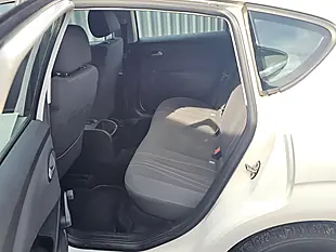 Used 2011 SEAT Leon Copa White - Interior and Exterior details 11