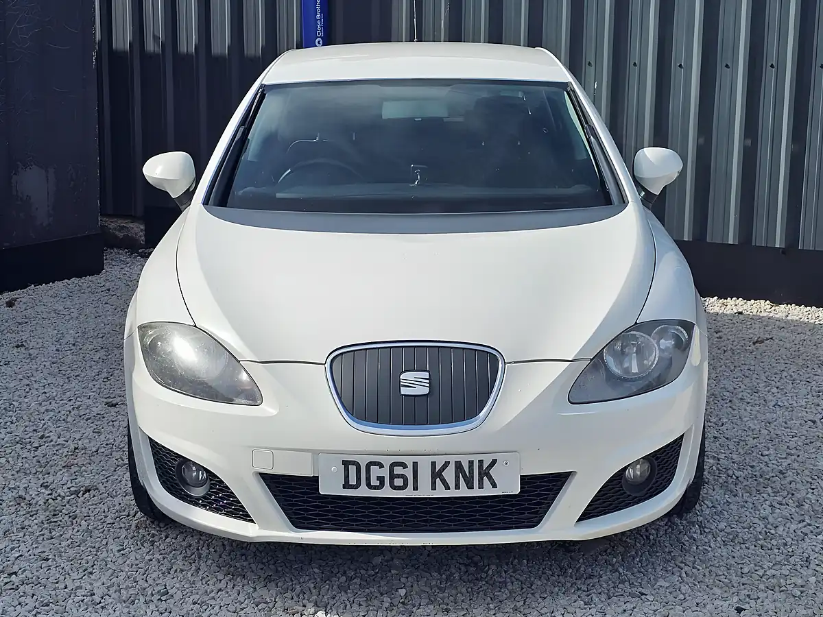 Used 2011 SEAT Leon Copa White - Interior and Exterior details 2